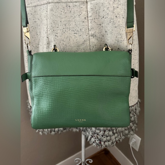 Luana Italy Paley Green leather crossbody satchel as carried by Taylor Swift! - Picture 3 of 9